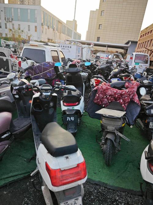 标租通北京牌照电动车出售价目表：2025年最新行情与避坑指南